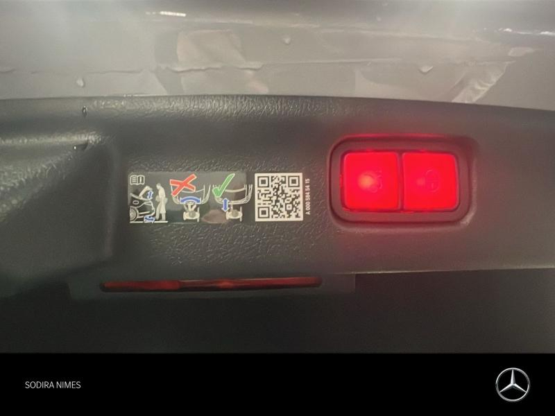 MERCEDES-BENZ Classe C d’occasion à vendre à NIMES chez SODIRA (Photo 19)